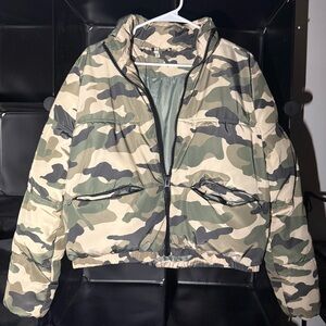 H&M Camouflage Puffer Jacket
